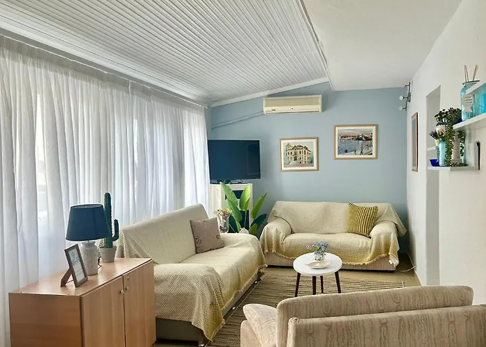 شقة Evangeo Seaview *